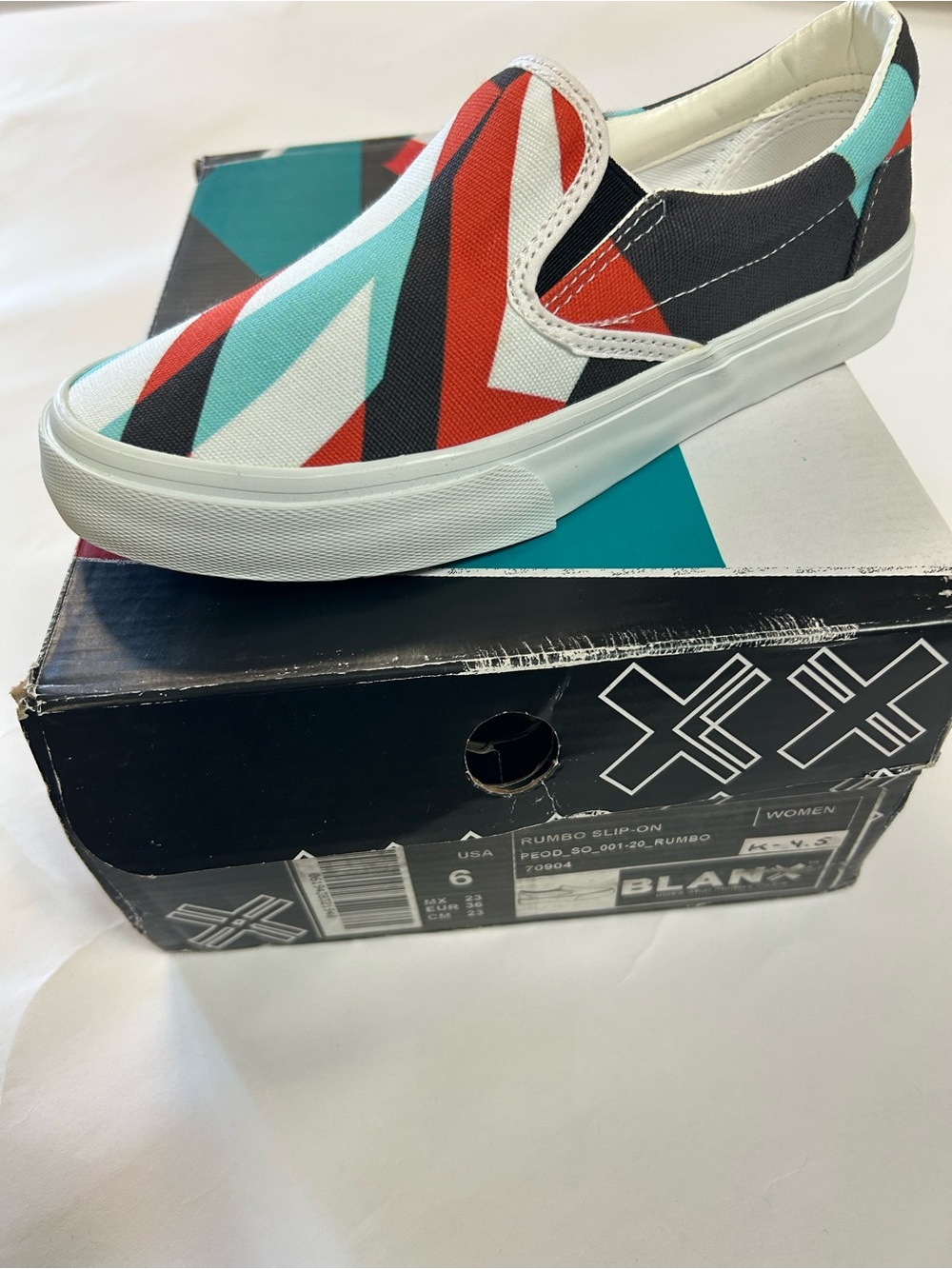 Blanx Rumbo women’s Slip-On Shoes in Red, Teal & Black